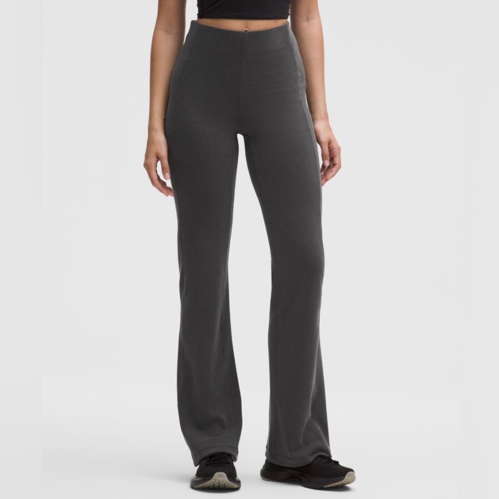 Lululemon Ribbed Softstreme Flared Pant Size 6 Charcoal Gray Pull On Loungewear